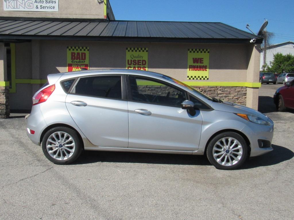 2014 Ford Fiesta SE's photo