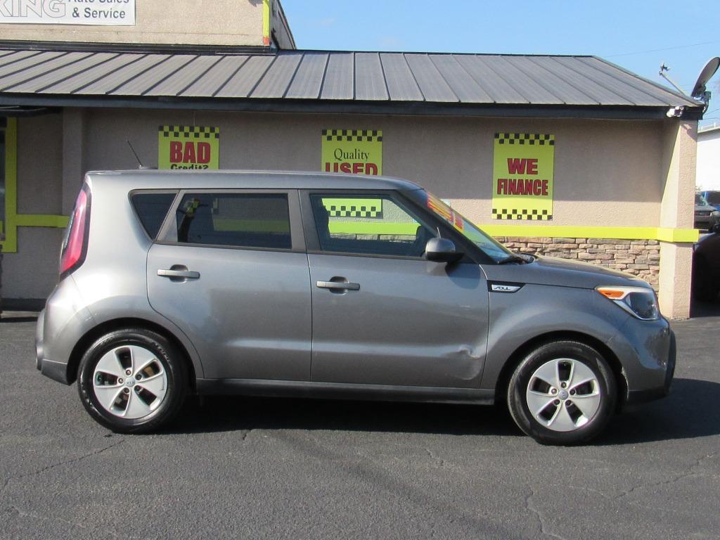 2016 Kia Soul Base's photo
