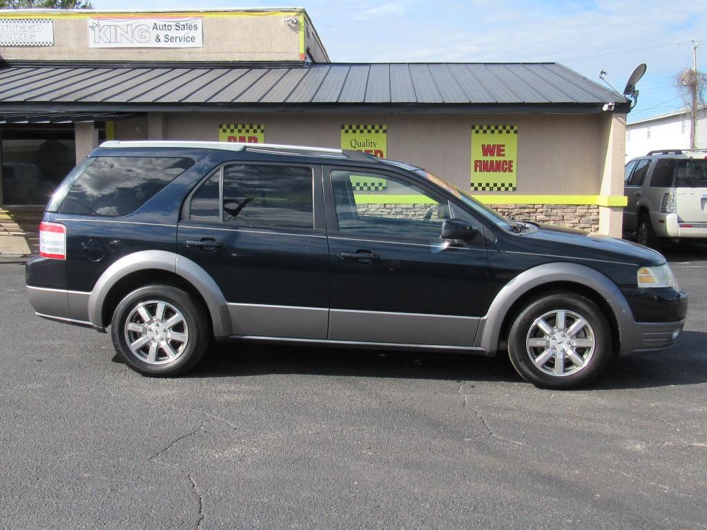 2008 Ford Taurus X SEL's photo